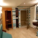 Hotel Les Sherpas 4*